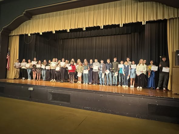 STUDENTS WITH THEIR CERTIFICATES